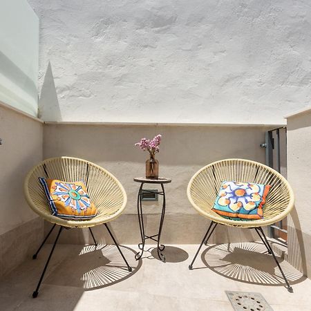 Aparthotel Casa Senorial Del Siglo XVIII Sewilla Zewnętrze zdjęcie