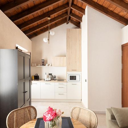 Aparthotel Casa Senorial Del Siglo XVIII Sewilla Zewnętrze zdjęcie