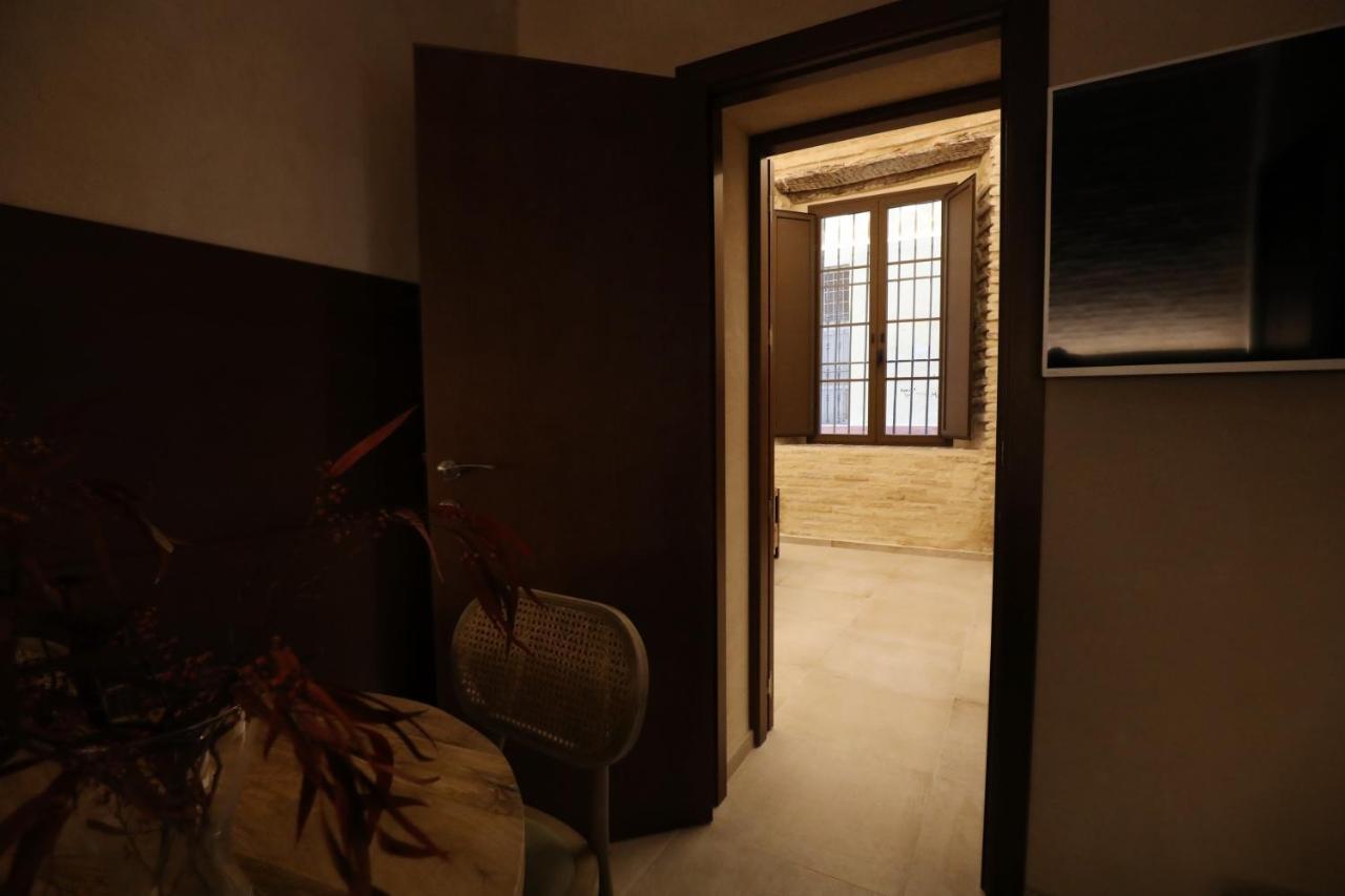 Aparthotel Casa Senorial Del Siglo XVIII Sewilla Zewnętrze zdjęcie