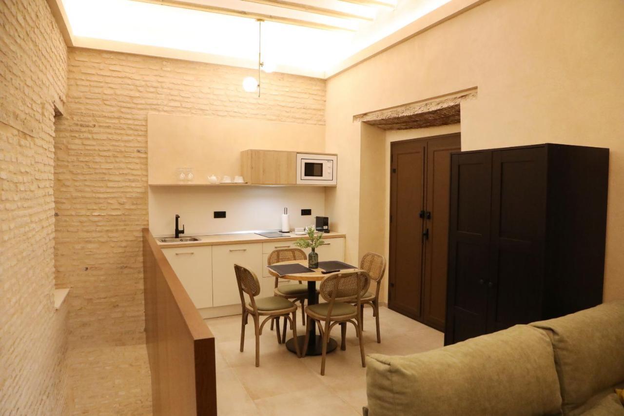 Aparthotel Casa Senorial Del Siglo XVIII Sewilla Zewnętrze zdjęcie