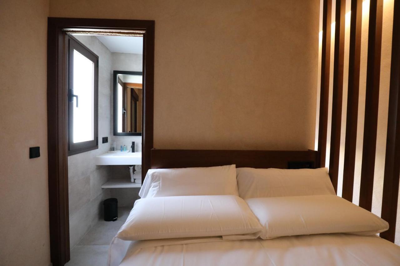 Aparthotel Casa Senorial Del Siglo XVIII Sewilla Zewnętrze zdjęcie