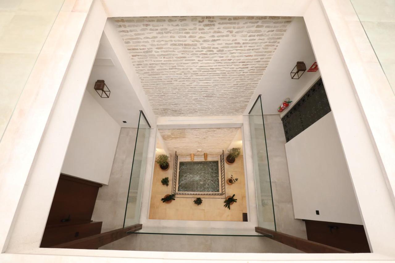 Aparthotel Casa Senorial Del Siglo XVIII Sewilla Zewnętrze zdjęcie