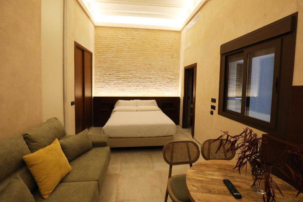 Aparthotel Casa Senorial Del Siglo XVIII Sewilla Zewnętrze zdjęcie